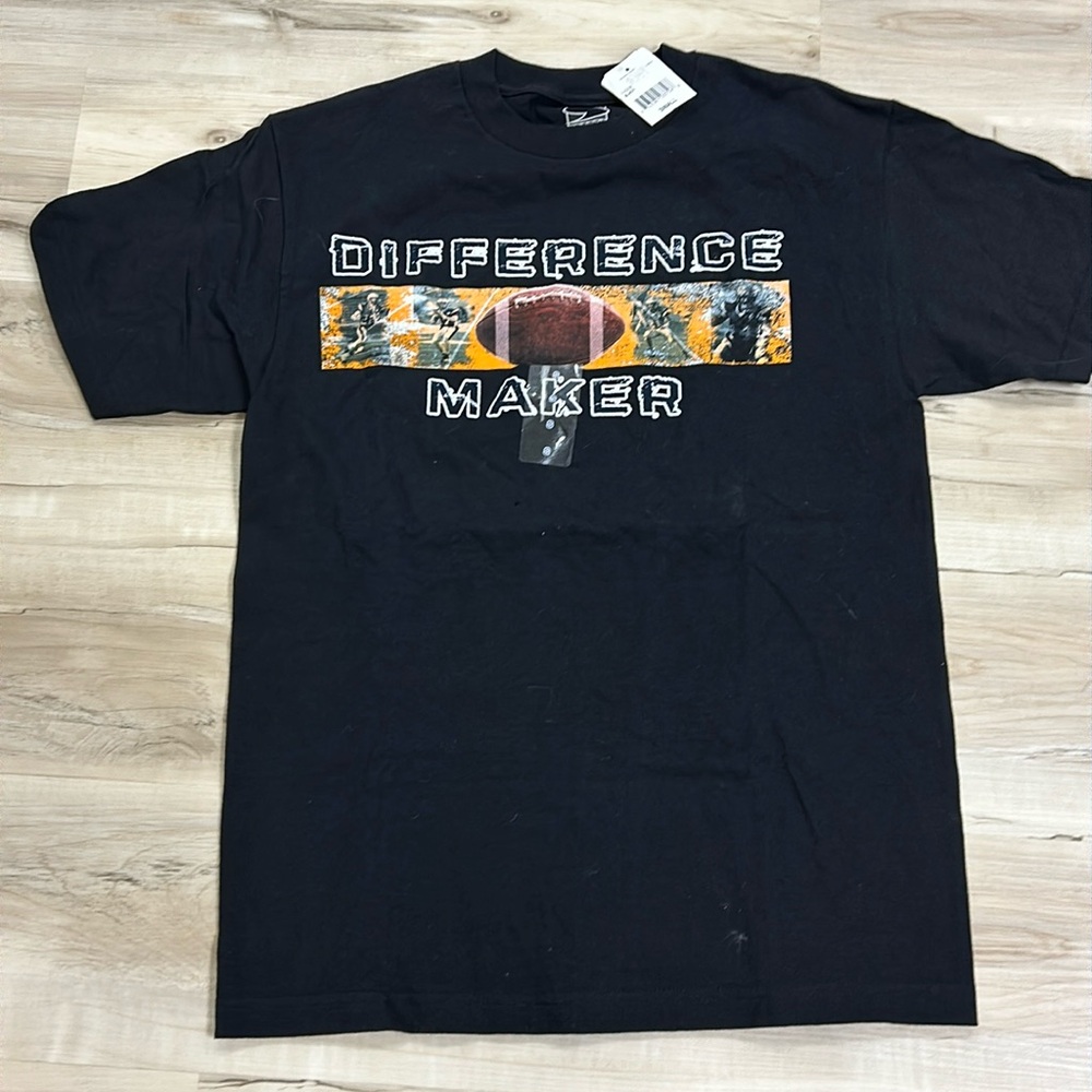 NWT simply for sports small football theme short‎ sleeve T-shirt